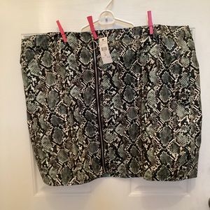 Snake print skirt
